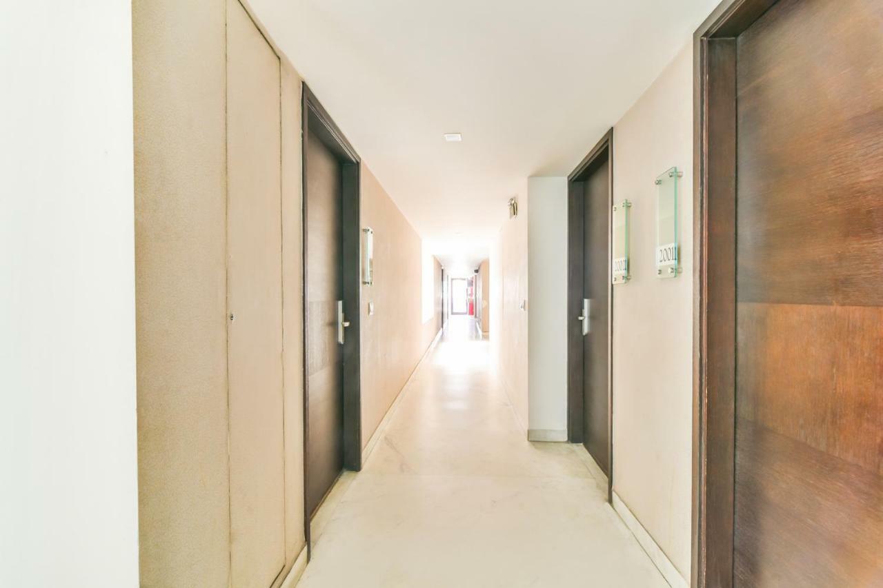 Fabhotel Prime Sage New Delhi Bagian luar foto