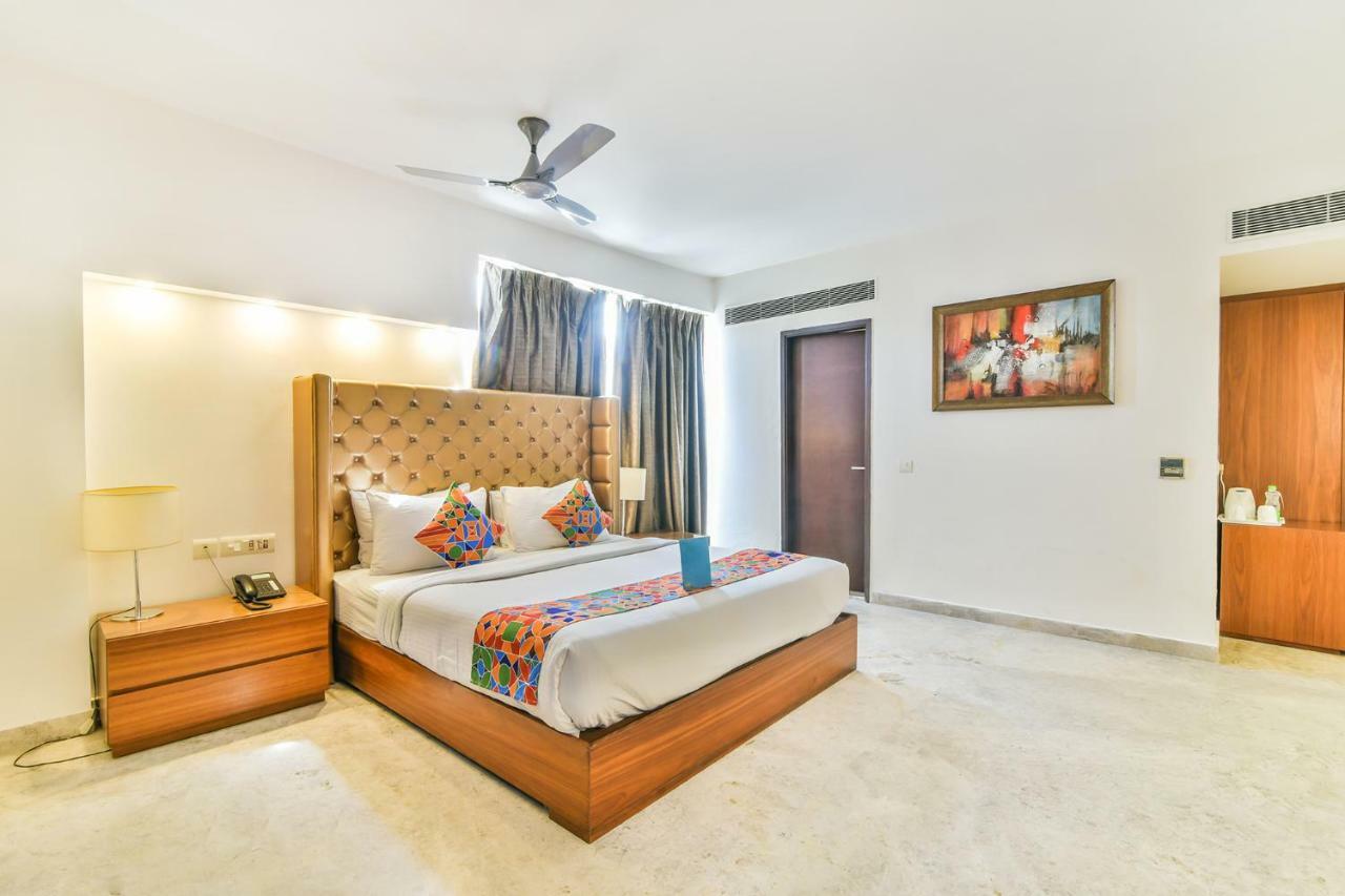 Fabhotel Prime Sage New Delhi Bagian luar foto